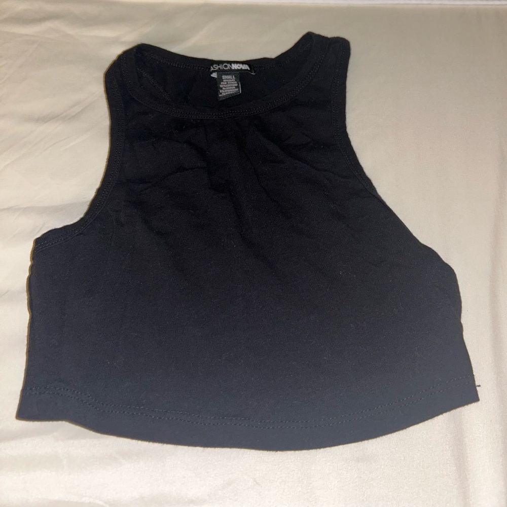 FASHIONNOVA Crop Top